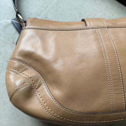 vintage y2k coach tan leather soho shoulder bag