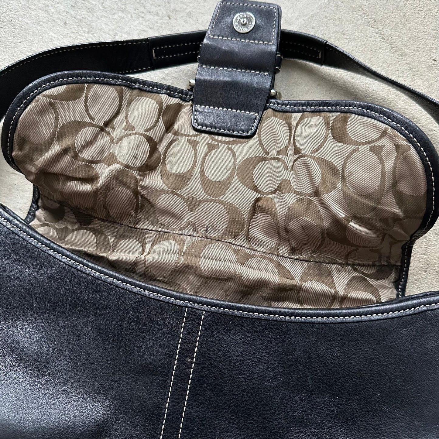 vintage y2k coach black leather soho shoulder bag 23
