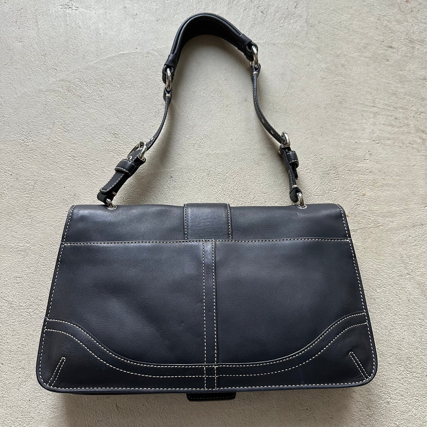 vintage y2k coach black leather soho style shoulder bag