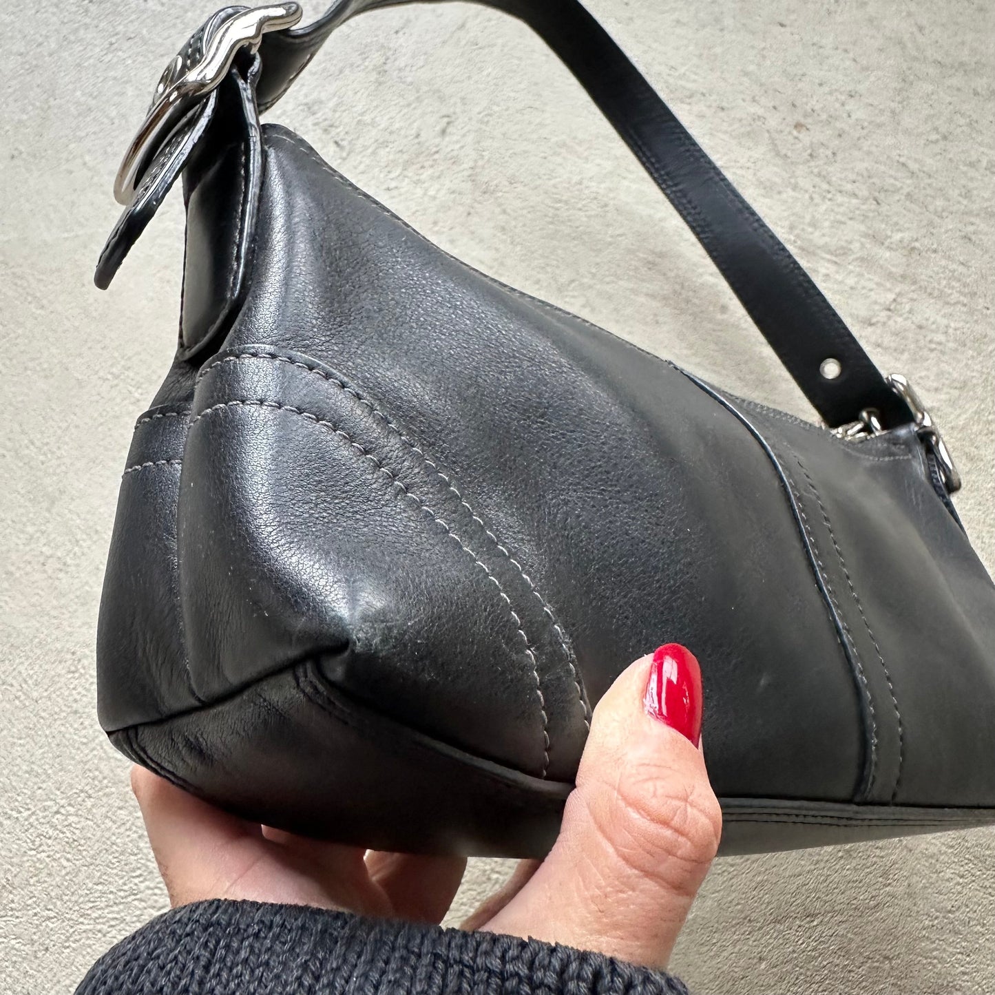 vintage y2k coach black leather baguette shoulder bag 4