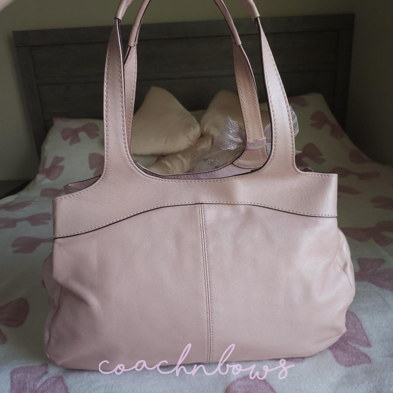 Vintage Coach Pearly Pink Coquette Shoulder Bag✨🔥