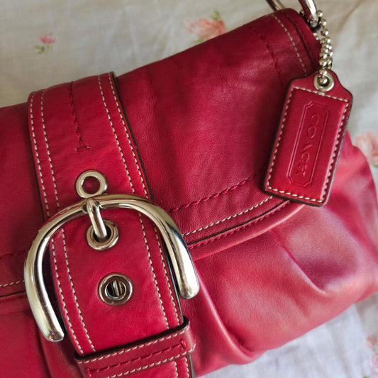 ❤️ Vintage Y2K Coach Red Soho Buckle Shoulder Purse ❤️