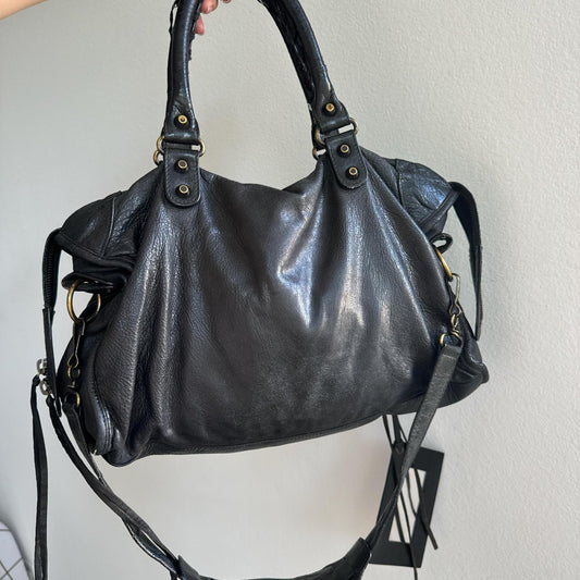 Balenciaga city bag medium in black color Preowned🌺🩷