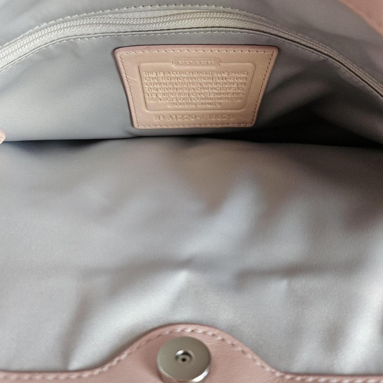 Vintage Coach Pearly Pink Coquette Shoulder Bag✨🔥