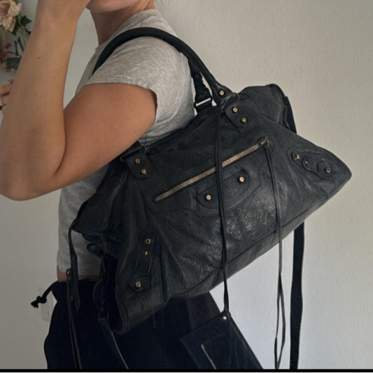 Authentic black balenciaga city bag part time with a...🍒❤️‍🔥