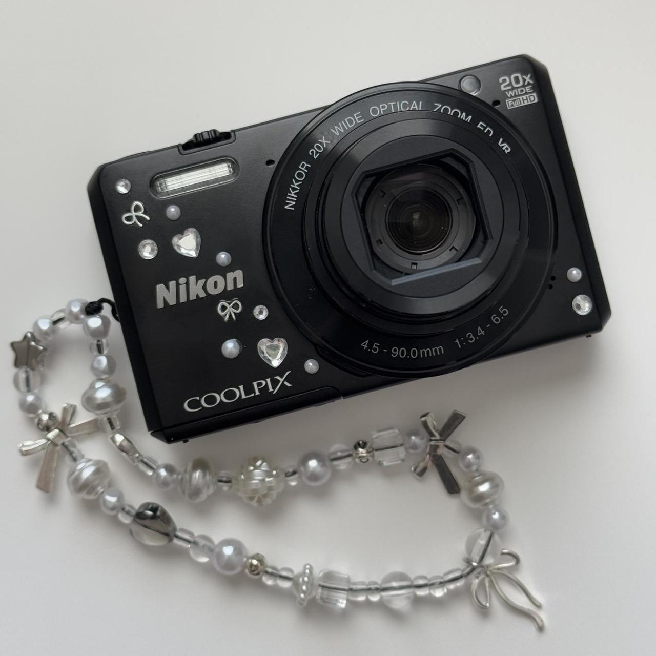 Used Nikon Coolpix S7000 Digital Camera Bundle