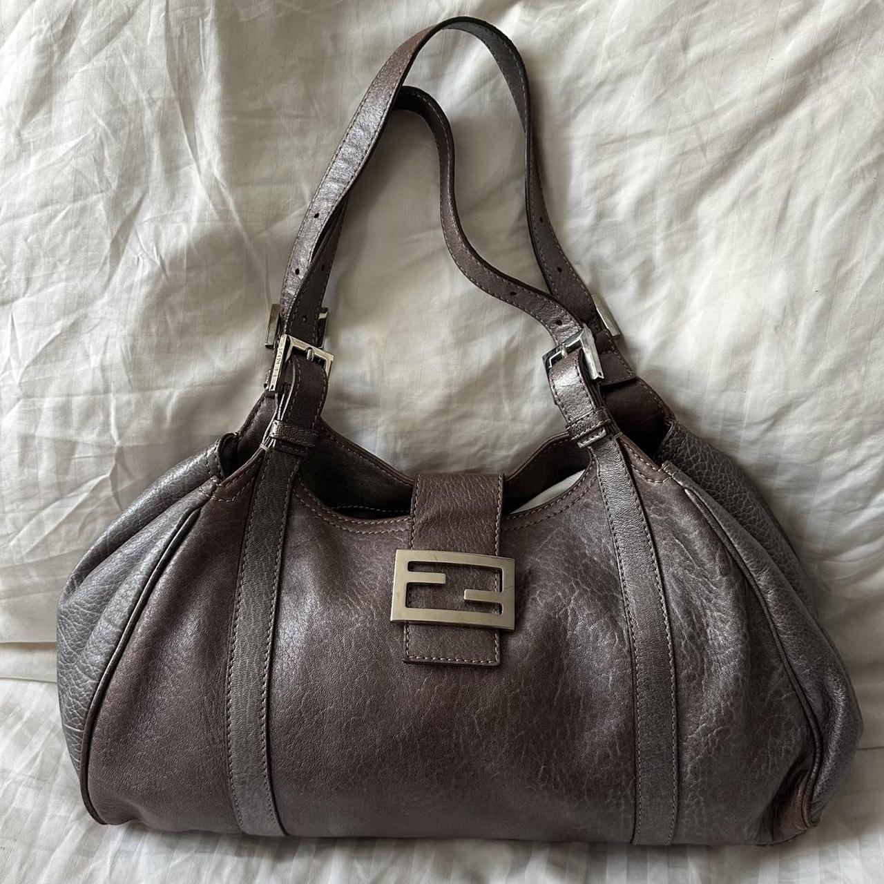 🩷🍒Preowned VINTAGE FENDI HOBO BAG✨🔥